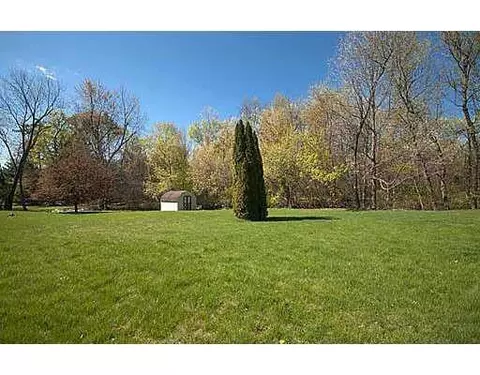 348 Willis, Saline, MI 48176 photo 23