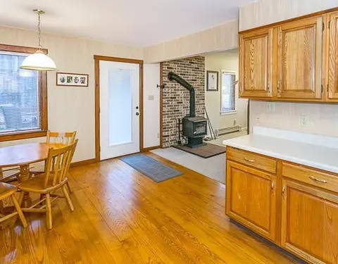 7055 Wheaton, Jackson, MI 49201 photo 18