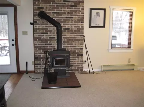 7055 Wheaton, Jackson, MI 49201 photo 6