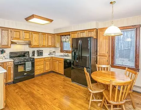 7055 Wheaton, Jackson, MI 49201 photo 17