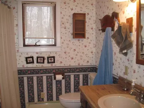 7055 Wheaton, Jackson, MI 49201 photo 10
