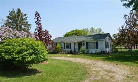8414 Huron River Dr, Dexter, MI 48130 photo 1