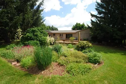 3537 E Pineview Dr, Dexter, MI 48130 photo 22