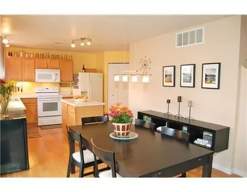 8169 Cypress Cir, Dexter, MI 48130 photo 6