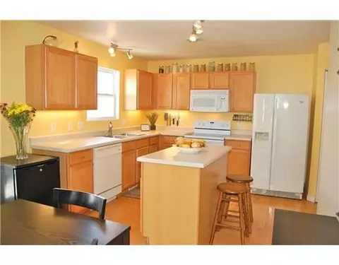 8169 Cypress Cir, Dexter, MI 48130 photo 7