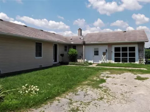10101 Feldkamp, Saline, MI 48176 photo 11