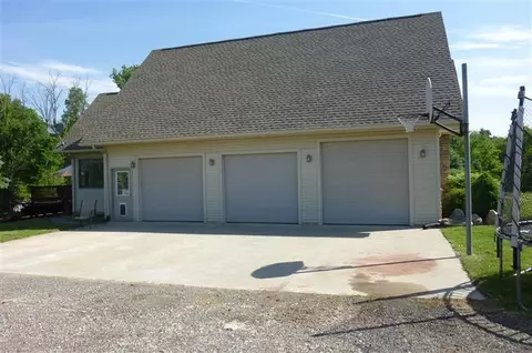 6750 Zeeb Rd, Saline, MI 48176 photo 2