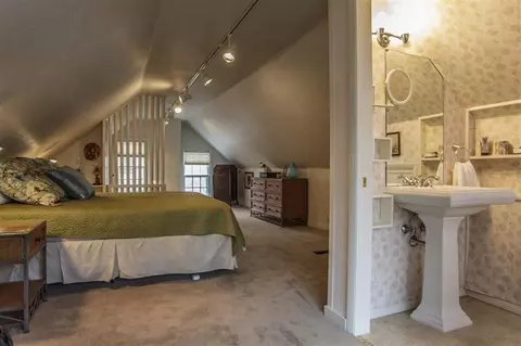 1811 Baldwin Ave, Ann Arbor, MI 48104 photo 20