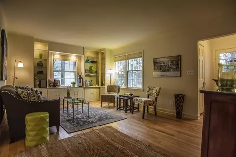 1811 Baldwin Ave, Ann Arbor, MI 48104 photo 2