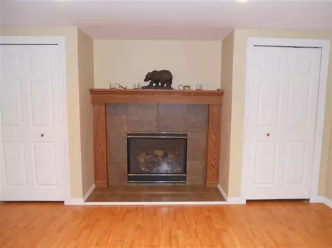 1949 E Roundtable, Canton, MI 48188 photo 16