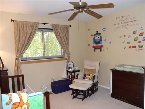 1949 E Roundtable, Canton, MI 48188 photo 10