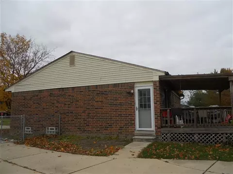 1949 E Roundtable, Canton, MI 48188 photo 20