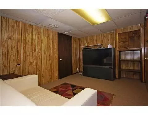 44250 Postmill Ct, Canton, MI 48187 photo 20