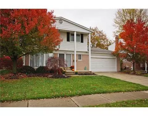 44250 Postmill Ct, Canton, MI 48187 photo 2