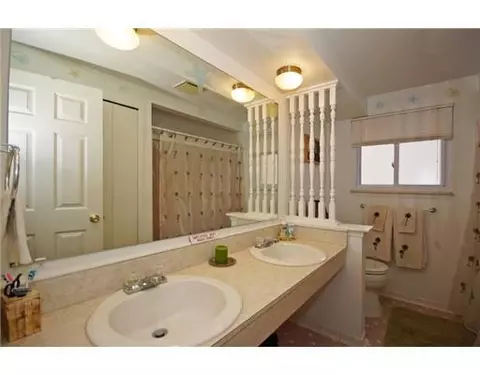 44250 Postmill Ct, Canton, MI 48187 photo 14