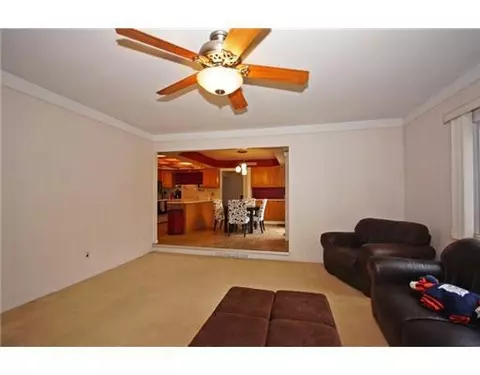 44250 Postmill Ct, Canton, MI 48187 photo 11