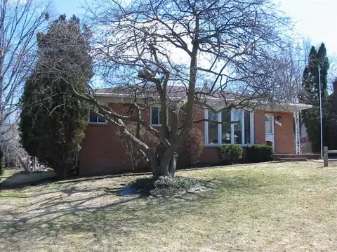 1301 Arella Blvd, Ann Arbor, MI 48103 photo 2