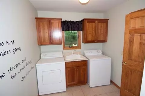 13640 S Rainbow Dr, Gregory, MI 48137 photo 28