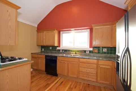 144 Maple St, Britton, MI 49229 photo 2
