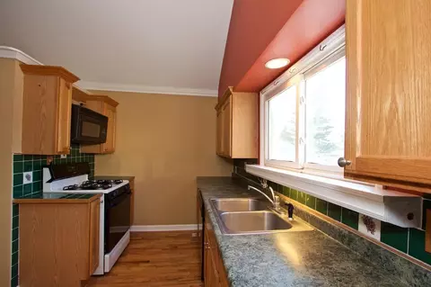 144 Maple St, Britton, MI 49229 photo 10