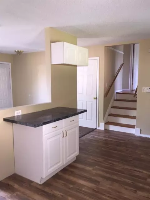 28482 Halecreek St, Romulus, MI 48174 photo 6