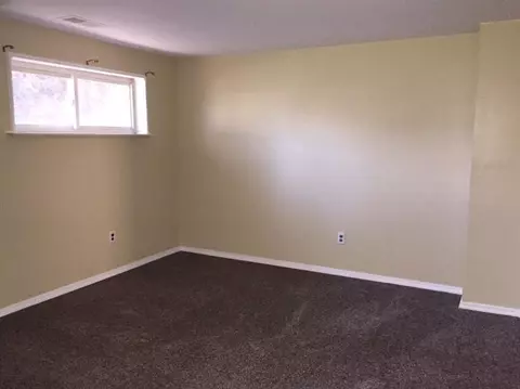 28482 Halecreek St, Romulus, MI 48174 photo 12