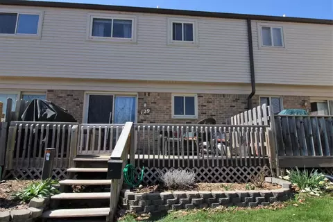 129 Sheffield, Saline, MI 48176 photo 2