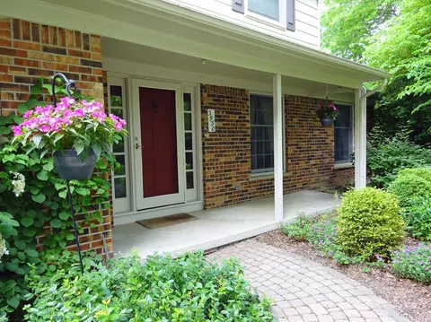 3530 Windemere Ct, Ann Arbor, MI 48105 photo 2