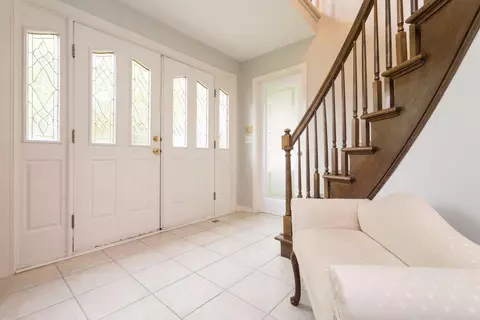 2354 Delaware Dr, Ann Arbor, MI 48103 photo 8