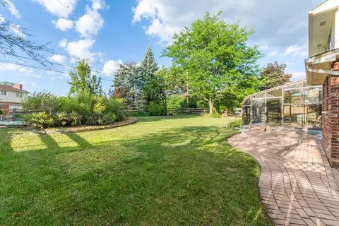 2354 Delaware Dr, Ann Arbor, MI 48103 photo 3