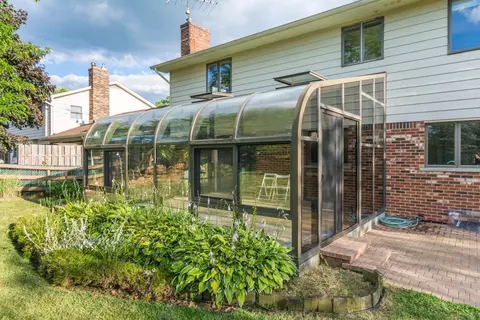 2354 Delaware Dr, Ann Arbor, MI 48103 photo 5