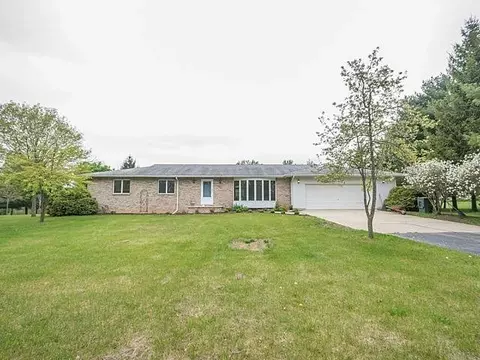 7536 Warner, Saline, MI 48176 photo 1