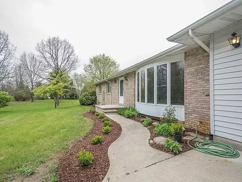 7536 Warner, Saline, MI 48176 photo 3