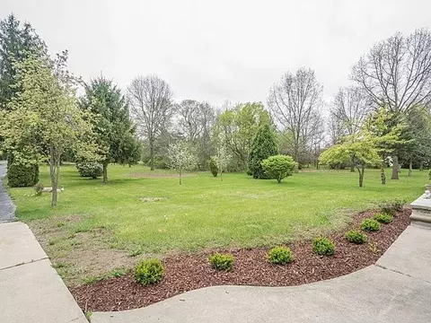 7536 Warner, Saline, MI 48176 photo 4
