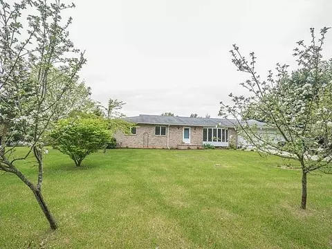 7536 Warner, Saline, MI 48176 photo 7
