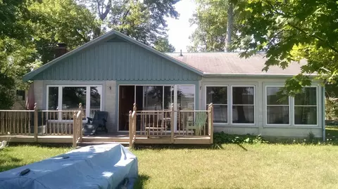 14392 Edgewater Dr, Gregory, MI 48137 photo 1
