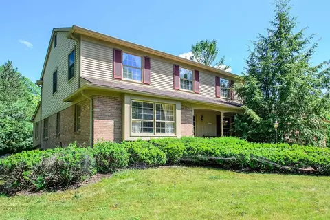 2675 Devonshire Rd, Ann Arbor, MI 48104 photo 2