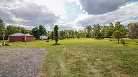 10530 Torrey Rd, Willis, MI 48191 photo 6