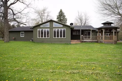 8886 Gross Rd, Dexter, MI 48130 photo 2