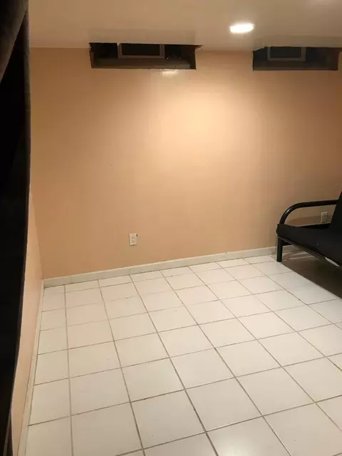 9633 Washington, Romulus, MI 48174 photo 8