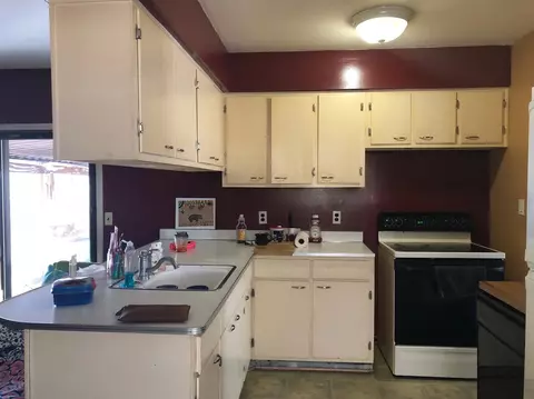 9633 Washington, Romulus, MI 48174 photo 2