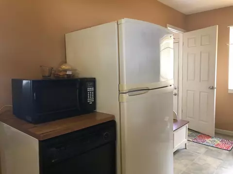 9633 Washington, Romulus, MI 48174 photo 3