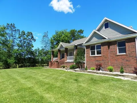 9770 Grames, Maybee, MI 48159 photo 3