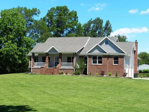 9770 Grames, Maybee, MI 48159 photo 2