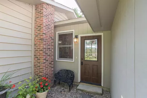 10992 Macon Rd, Saline, MI 48176 photo 2
