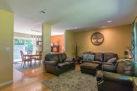 10992 Macon Rd, Saline, MI 48176 photo 4