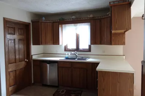 8743 Bunton Rd, Willis, MI 48191 photo 5