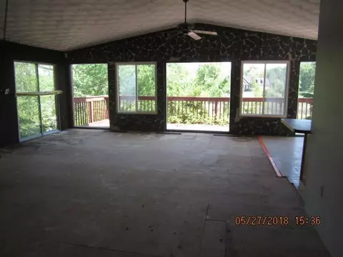 483 First St, Gregory, MI 48137 photo 4