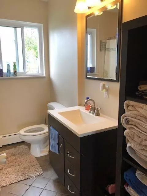 3621 Barry St, Wayne, MI 48184 photo 9