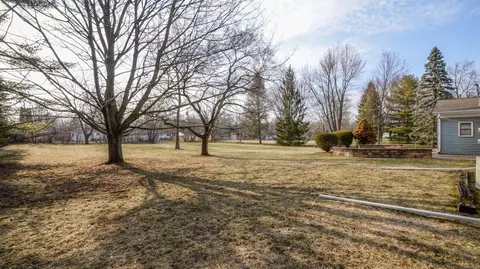 3320 Pittsview Dr, Ann Arbor, MI 48108 photo 4
